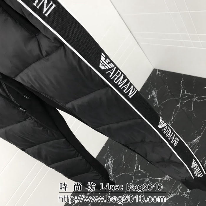 Armani阿瑪尼 2018FW秋冬必備 專櫃同步 拼接休閒羽絨褲 ydi1366